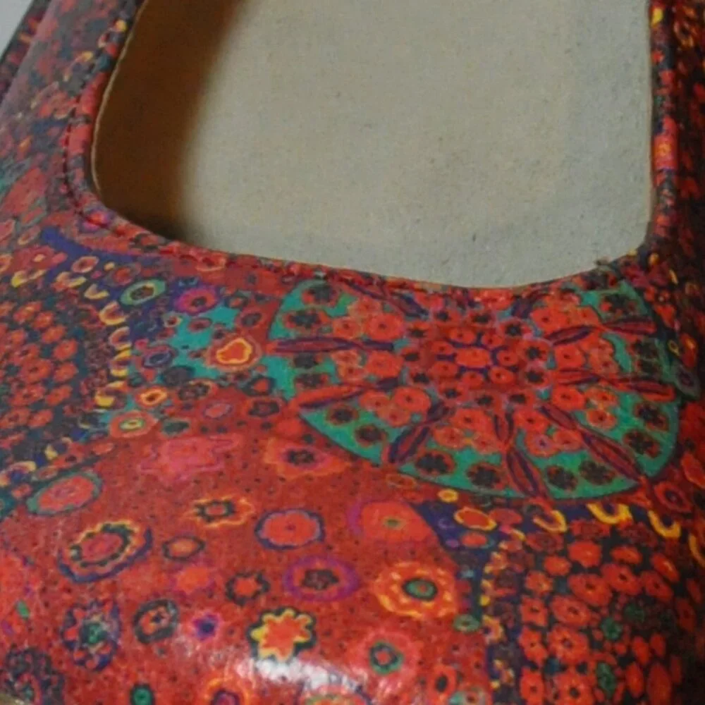 Alegria Paloma Red Bloom Paisley Mary Janes with Gold Button - Picture 4 of 4